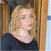 Profesora de clásicas y humanidades a todos los niveles
