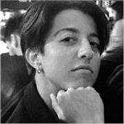 Dessinatrice depuis toujours, je suis capable de transmettre et d'enseigner une approche singulière de l'observation et du dessin.