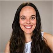 Profesora prepara exámenes Cambridge y Aptis