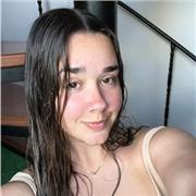 Posible profesora de inglés (con nivel b1 de inglés) capacitada para dar clases hasta alumnado de la eso y bachillerato.