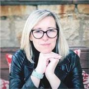 Matematica e scienze per ragazzi, docente di ruolo con laurea in chimica, dottorato di ricerca, master BES, esperienza tutor STEM.