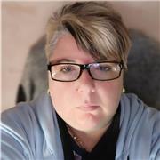 lureata in giurisprudenza, impartisce lezioni per italiani e stranieri di italiano informatica ecc