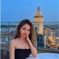 Marmara Üniversitesi İlk. Matematik Öğretmenliği bölümünde okumaktayım. Ortaokul ve lise öğrencilerini sınavlarına hazırlıyorum.