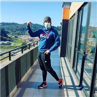 Profesor de personal trainer con certificados en primeros auxilios,pilates,yoga,baile entretenido, entrenamiento focalizados , crossfit entre otros
