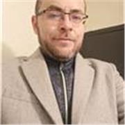 Ingeniero superior imparte clases de física a todos los niveles. Trabajo como ingeniero pero siempre me ha gustado enseñanza