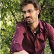 Professionista da 10+ anni in formazione e insegnamento per associazioni a disposizione per aiutare amici stranieri a imparare!