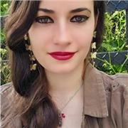 I’m a native Spanish speaker and author from Spain who adapts to your level and your pace.