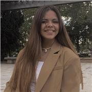 Estudiante para entrar en la universidad con bachillerato de ciencias y alto nivel de inglés en Valladolid