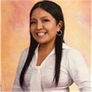 Maestra en apoyo y repaso de educación primaria