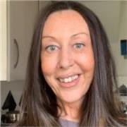 Native English tutor with 2 years experience offering private on line teaching! Lessons are fully personalised for you and taught by a private tutor with a passion for teaching. How can I help you? Contact me!