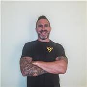English speaking Personal Trainer who specializes in individual Fitness tailored programs, Weight loss, nutrition and wellbeing