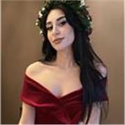 Impartisco lezioni di canto, chitarra classica e teoria musicale sia ai più piccoli che ai più grandi. Contattatemi!