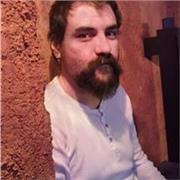 Profesor de Ciencias, hasta 2°Bachiller. Atento, empática y paciente