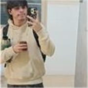 Clases para niños y adolescentes. Estudiante de física