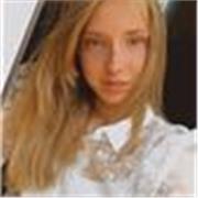 Gabriela, Neo studentessa di giurisprudenza vuole dare ripetizioni