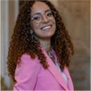 Studentessa magistrale laureata in lingue offre ripetizioni per tutte le età
