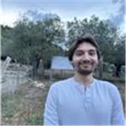 Sei alla ricerca di un insegnante giovane ma con esperienza? Contattami perché faccio al caso tuo! 