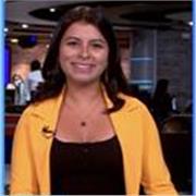 Imparto clases de español en pro de enseñarles a los estudiantes la cultura. 