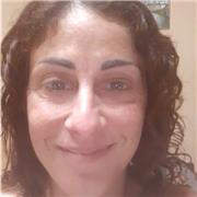 Se hai bisogno di un insegnante seria ma allo stesso tempo alla mano, posso fare al caso tuo