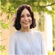 Portuguese English-speaking tutor providing biology lessons to children from 10-14 years