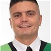 profesor de entrenamiento personal apto para todas las edades.