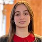 Me defino como una persona responsable, profesional y dedicada. Me gustaría dar clase a cualquiera que lo necesite.