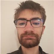 Étudiant en capacité en droit (2e année) propose de faire du soutien scolaire pour le niveau primaire.