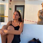 Laureata alla magistrale di Traduzione Specialistica dei testi (LM-94) offre lezioni private di Inglese