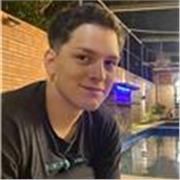 Estudiante de ingeniería electromecánica y técnico en electrónica