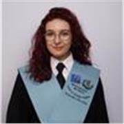 Profesora de Inglés con experiencia en dar clases de refuerzo, para preparación de pruebas de nivel y de conversación. 