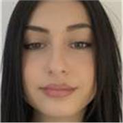 studentessa per aiuto compiti fino al 2 liceo