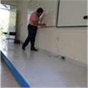 Ingeniero dedicado a la docencia con 20 años enseñando física y mas