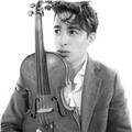Lezioni individuali o in coppia di violino. sartoriali e mirate ad acquisire le giuste competenze per suonare lo strumento bene