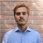 Laureato impartisce lezioni per studenti di: Medie, Liceo ed Università