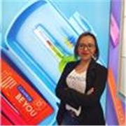 Higienista bucodental con experiencia clínica y docente, especializada en formación online de higiene bucodental para estudiantes