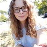 Ragazza al secondo anno di matematica offre ripetizioni di matematica sia in presenza che online. Più di un anno di esperienza