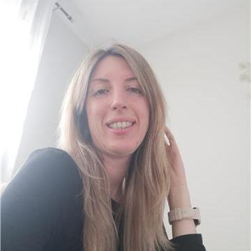 Mónica