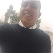 Estudiante de química industrial con gestión de calidad