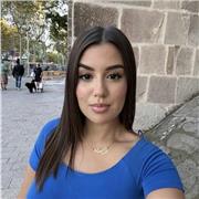 Soy una joven que quiere ayudar a los jóvenes de primaria de todas las edades