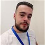 Profesor que explica la informática de forma sencilla.
Doy clases tanto a personas mayores que empiezan como a estudiantes.