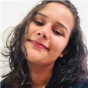 Professora de Biologia e outras matérias para crianças do ensino fundamental e médio