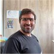 Profesor de marketing y marca personal en la etapa de iniciación 