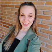 Soy una persona muy sociable y con buen rollo que le encanta aprender y enseñar. Me he licenciado en bachiller de ciencias aplicadas y actualmente me encuentro estudiando Psicología en la Universidad de Santiago de Compostela. Me gusta tratar con gente y