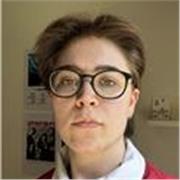 Profesora particular de matemáticas para alumnos de primaria y la ESO. Soy estudiante de 3o de Medicina en Barcelona.