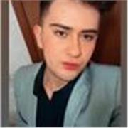 Profesor imparte clases de turismo para todas las edades