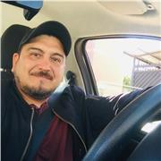 Dirigido a jóvenes y adultos