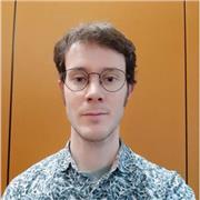 Licencié en lettres modernes propose de l'aide aux devoirs / du soutien scolaire math -français