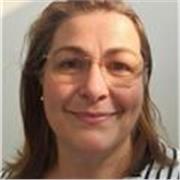 Qualified bilingual Spanish teacher helping GCSE and A Level students achieve their best through engaging online tuition.