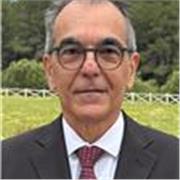 Fui socio cofundador de una firma de Contadores, Auditores y Asesores Tributarios Internacional en Venezuela por 33 años