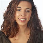 Graduada en Pedagogía, con máster en Intervención Psicopedagógica. 
Me encuentro disponible para reforzar cualquier materia de Educación Primaria y ESO, así como para facilitar apoyo ante dificultades en el aprendizaje.